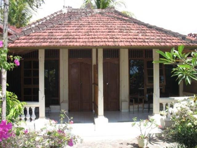 Mandhara Chico Bungalow โลวินา ภายนอก รูปภาพ