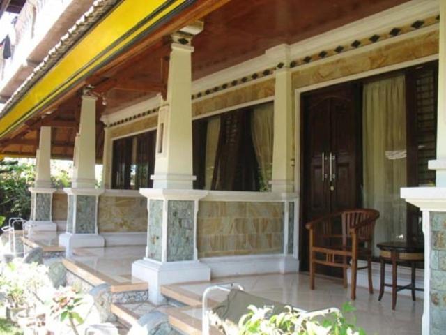Mandhara Chico Bungalow โลวินา ภายนอก รูปภาพ